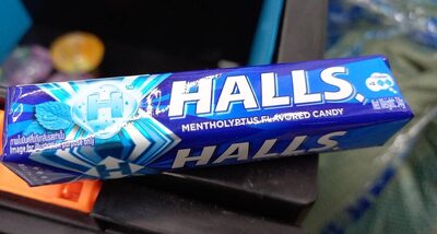 Halls mentholyptus flavored candy 34g