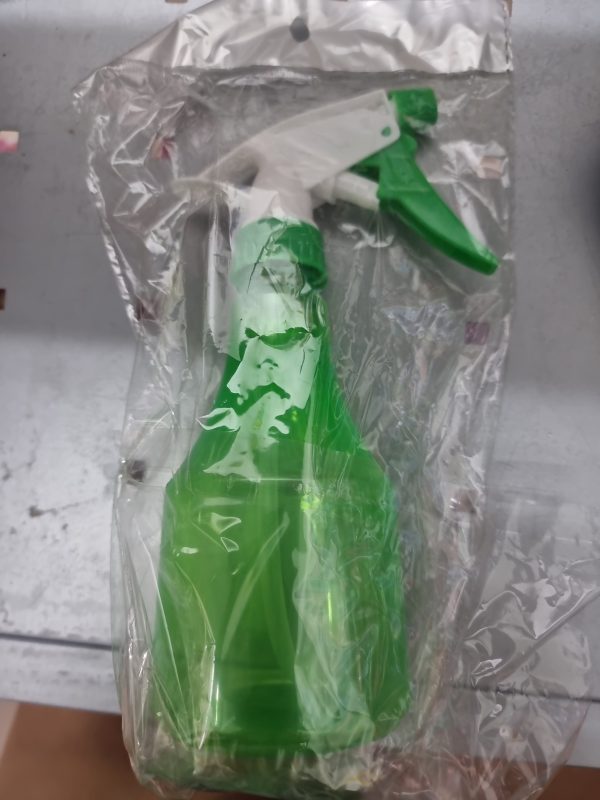 Spray bottle plastic