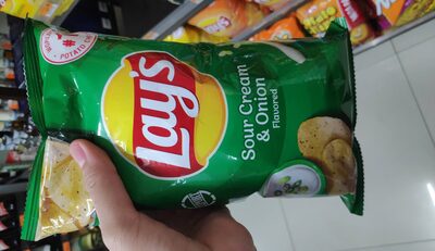 LAY'S sour cream & onion flavored 50g