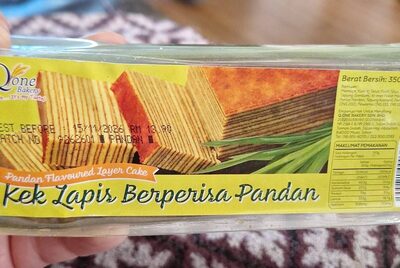 Qone bakery kek lapis pelangi 350g