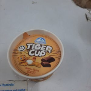 Tiger cup aiskrim perisa coklat 65ml