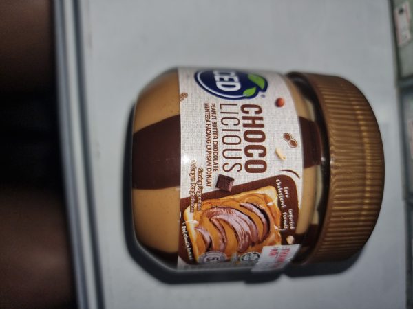 CED choco licious peanut butter chocolate 250g