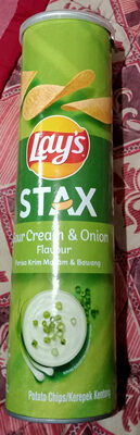 lays stax sour cream & onion flavour 135g