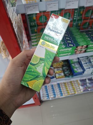 Pepsodent herbal pasta gigi 120g